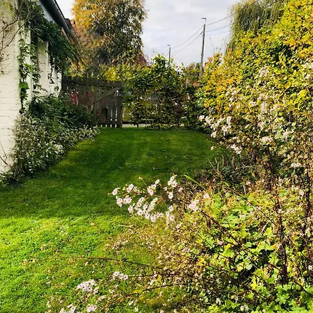 Le Pavillon * Céroux-Mousty