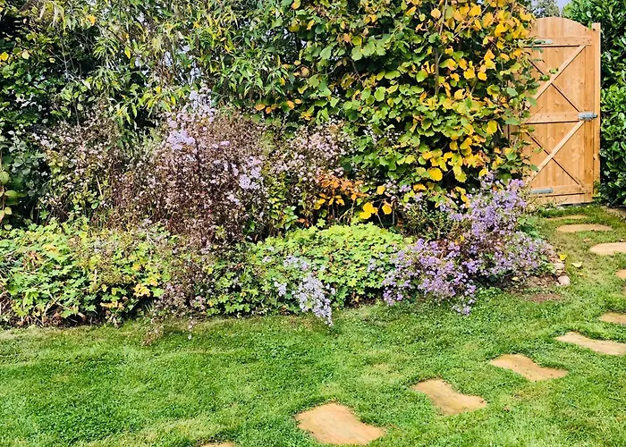 Le Pavillon * Céroux-Mousty